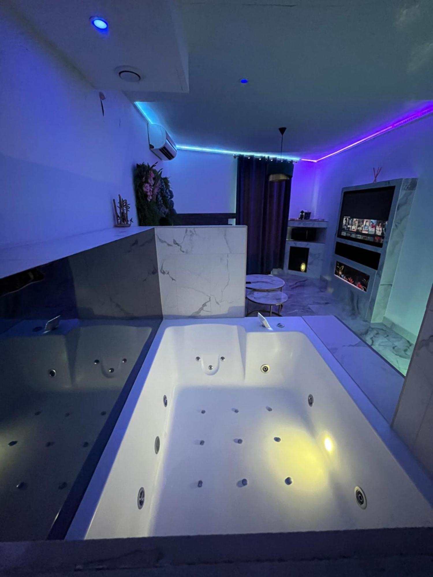 Le Blue Apartment Aubervilliers Luaran gambar