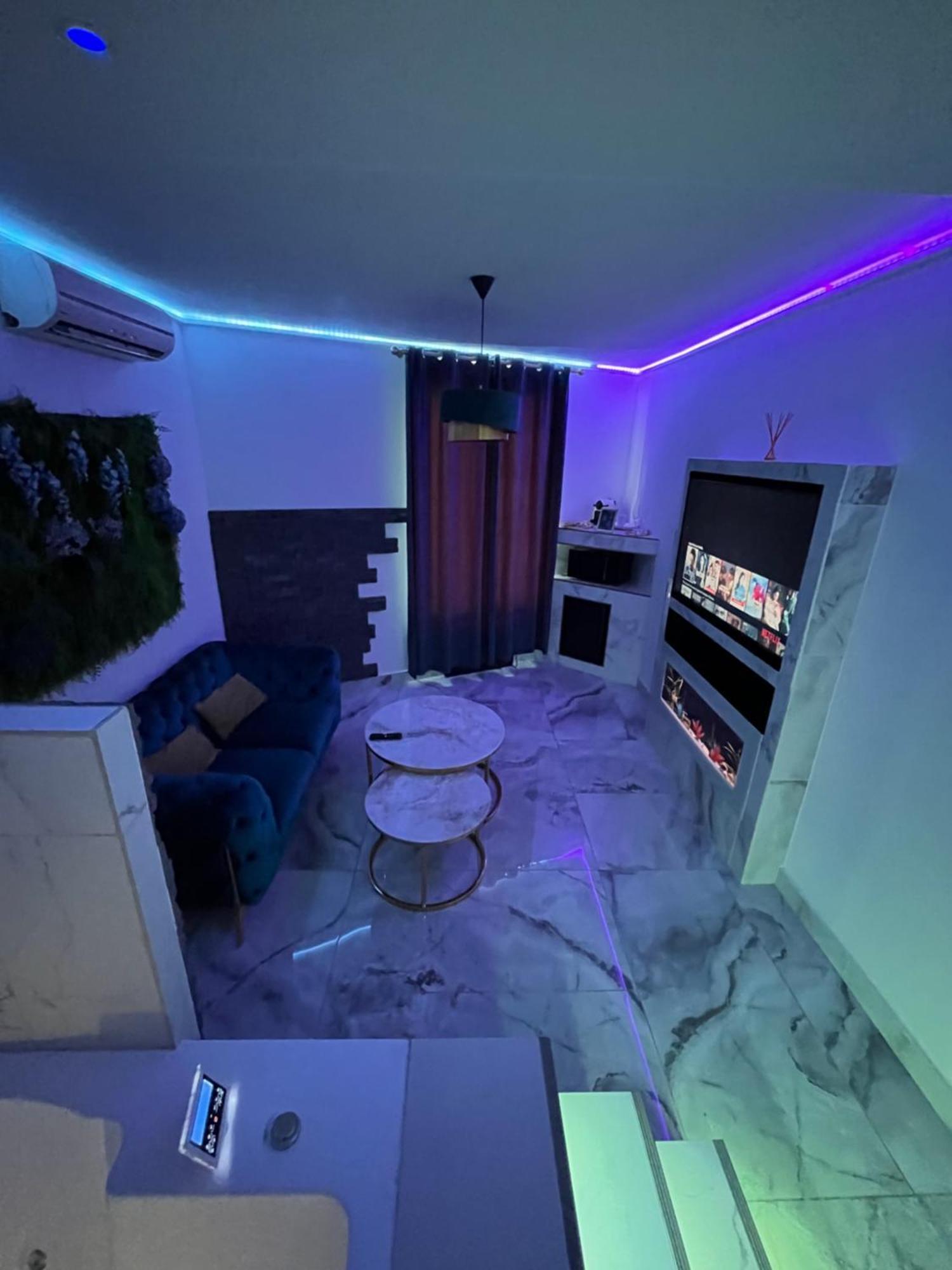 Le Blue Apartment Aubervilliers Luaran gambar
